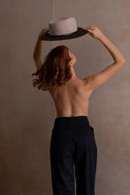 Load image into Gallery viewer, PLUTO NATURAL/BROWN - Trinidad Cuesta