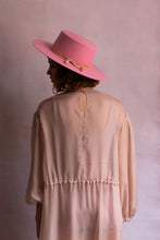 Load image into Gallery viewer, MAGNOLIA PINK - Trinidad Cuesta