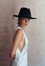 Load image into Gallery viewer, CASABLANCA NAVY - Trinidad Cuesta