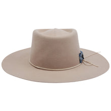 Load image into Gallery viewer, EMMA NATURAL - Trinidad Cuesta