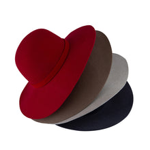 Load image into Gallery viewer, AMANDA COLORS - Trinidad Cuesta