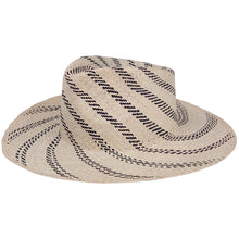 Load image into Gallery viewer, CAPOMO NATURAL/BLACK - Trinidad Cuesta